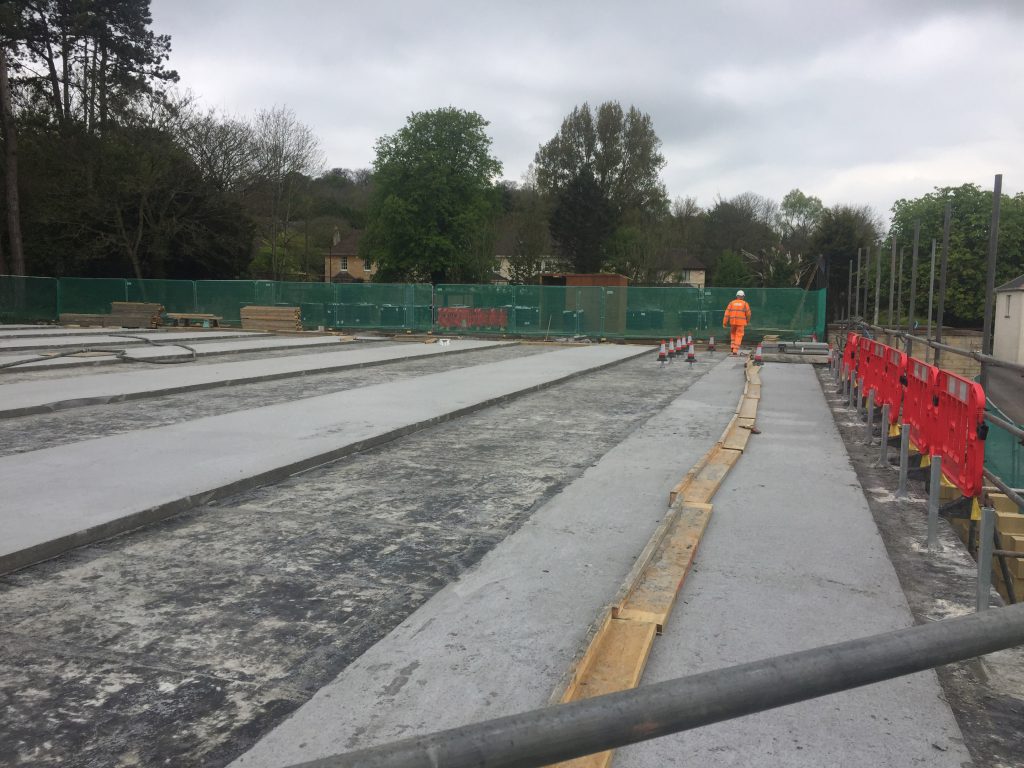 150mm thick foam concrete screeds used to thermally insulate water reservoiurs and reduce loading to enable a quiet "contemplation garden" 